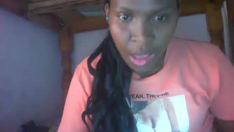 couleur_vanille online show from January 23, 11:37 am