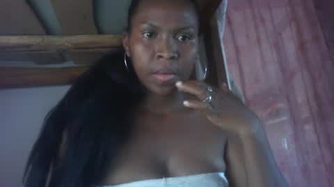 couleur_vanille online show from December 12, 7:52 am