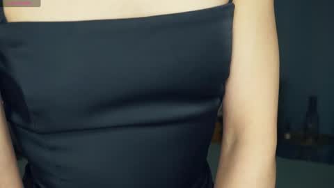 Yui online show from February 6, 7:13 am