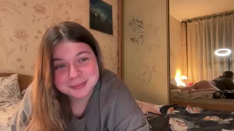 Elise online show from October 19, 11:18 pm