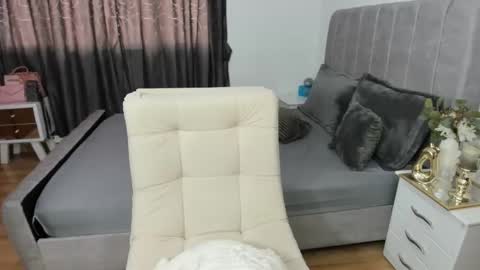 LAURA online show from February 13, 6:53 pm