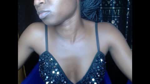 creamyxsugar online show from September 12, 12:11 am