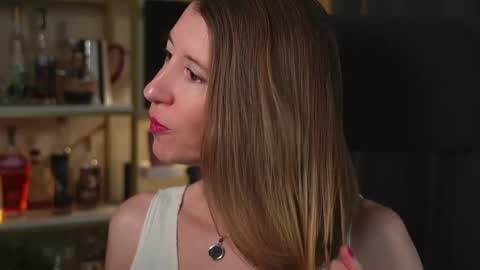 Quinn de la Creme online show from October 3, 5:51 pm