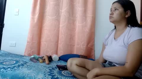 creysy online show from December 2, 1:51 am