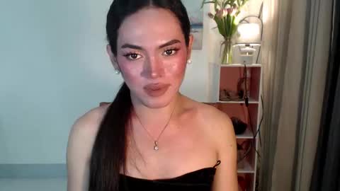 Crisxx online show from October 18, 6:05 am