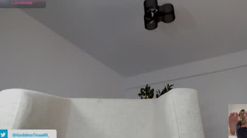 cris_tinne online show from June 6, 3:18 pm