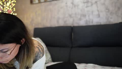 crissy_love online show from January 17, 8:55 pm