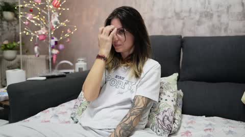 crissy_love online show from January 21, 7:28 pm