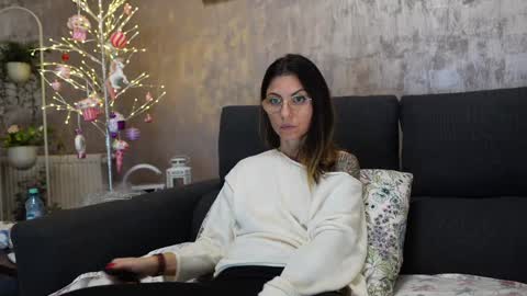 crissy_love online show from January 19, 6:10 pm