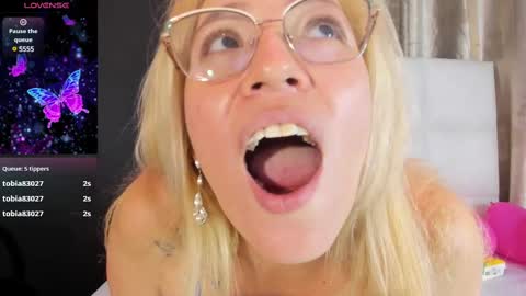 Cristal  online show from February 9, 7:52 pm