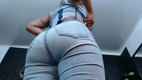 Hanna  online show from February 8, 3:19 am