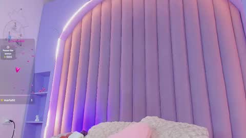 Nicole  Connection time 220pm-910pmCol online show from March 11, 7:58 pm