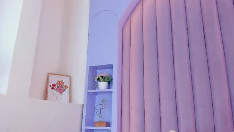 Nicole  Connection time 220pm-910pmCol online show from February 28, 7:35 pm