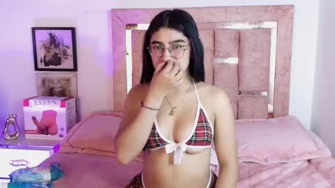 cristalfun_ online show from February 18, 11:26 pm