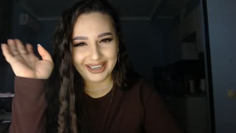cristalnight online show from December 3, 4:28 pm