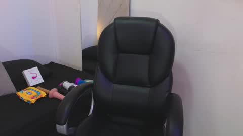 Cry online show from October 15, 1:08 am