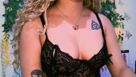 crysrus online show from September 20, 1:27 am