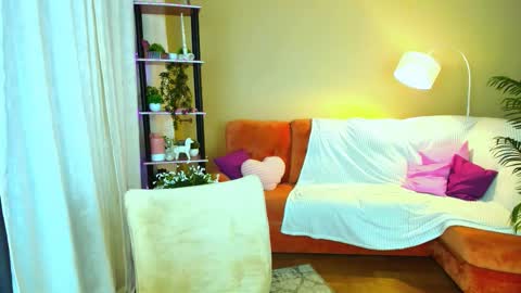 Anna online show from September 22, 7:56 pm