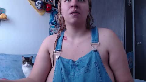 Crystal shadow online show from November 23, 1:46 pm