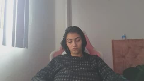 Crystal Blaze online show from October 17, 4:21 pm