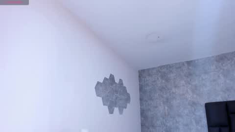 Crystal online show from January 7, 6:44 pm