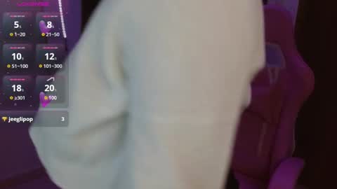 Olivia  online show from February 17, 11:43 pm