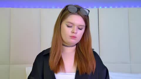 Crystal online show from March 4, 4:52 pm