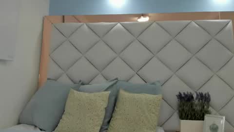 Crystal online show from April 13, 10:21 pm