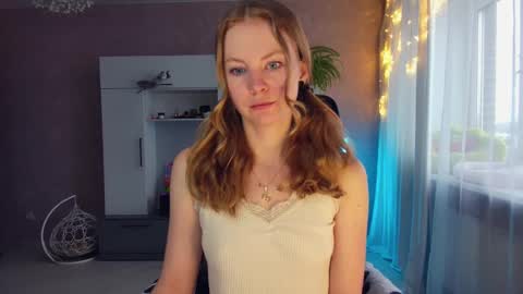 Alexia online show from March 2, 5:01 am