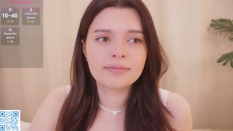 Ellie online show from October 12, 3:03 pm