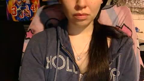 Angela online show from May 5, 1:47 pm