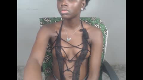 sophie online show from October 10, 9:14 am