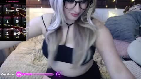 Kasey online show from April 14, 2:39 pm