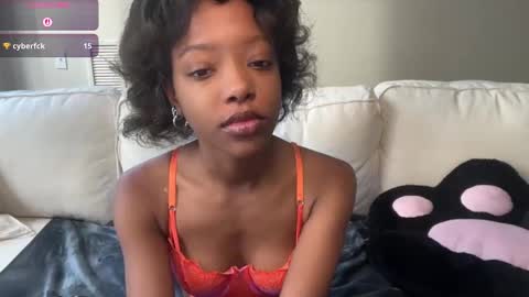 Anna online show from November 4, 3:39 pm