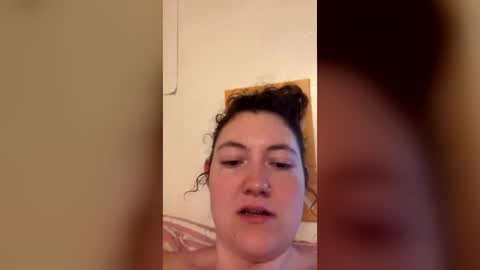 curliegirlee online show from June 25, 1:49 am