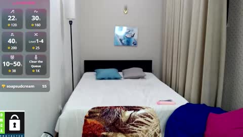 curvy_girlz online show from September 29, 6:24 pm