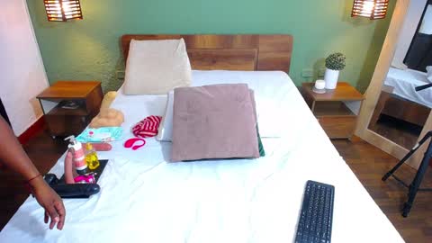 Danna online show from January 18, 7:15 pm