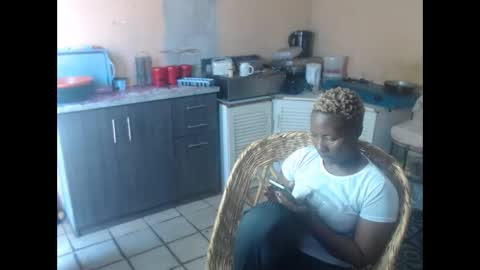 curvypear76x online show from January 29, 12:24 pm