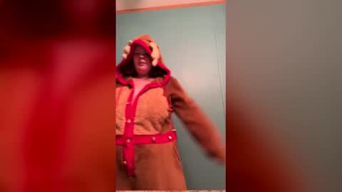 dahlia -kim online show from December 17, 7:12 am