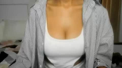 Alisha online show from February 20, 6:26 am