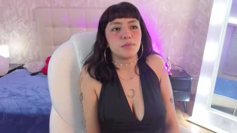 Sofa  online show from February 9, 8:00 pm