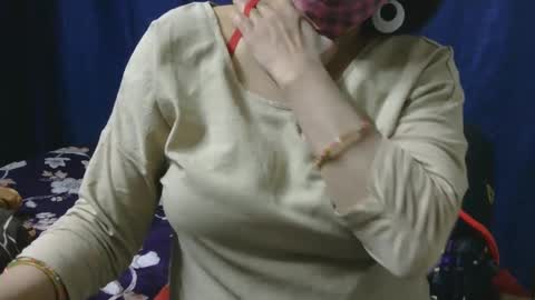 kashmira online show from February 12, 9:10 am