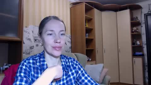 cute_lion_ online show from March 20, 7:19 pm