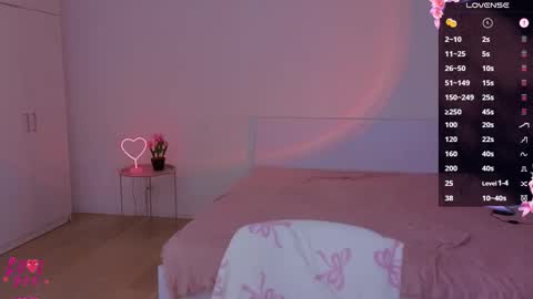 Ariel online show from September 24, 5:01 pm