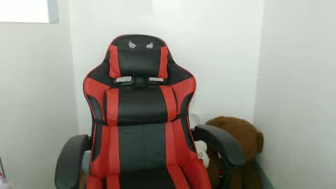 cutecindy2000 online show from February 24, 6:47 am