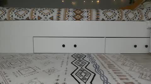 Anna online show from November 7, 1:06 pm