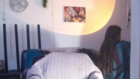 haome online show from October 19, 7:49 pm