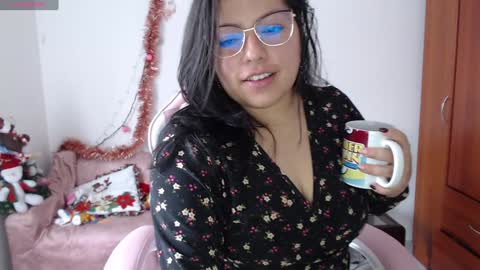 tell me jess   online show from December 5, 5:39 pm