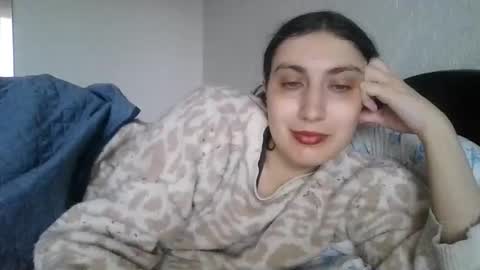 cutekattie online show from March 29, 8:57 am