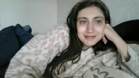 cutekattie online show from April 12, 8:17 am